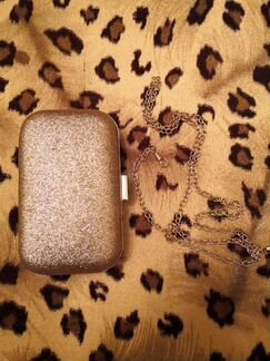 Клатч золотой