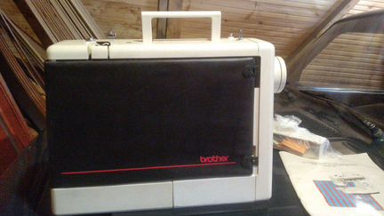 Швейная машина Brother