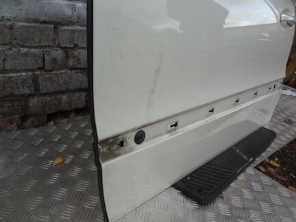 Дверь передняя левая Мерседес 211
