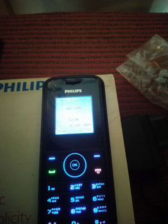 Телефон Philips e102 рабочий