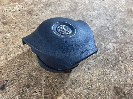 Подушка безопасности водителя Volkswagen Passat CC