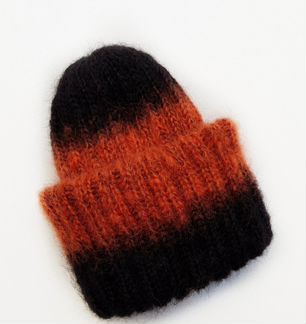 Вязаная шапка