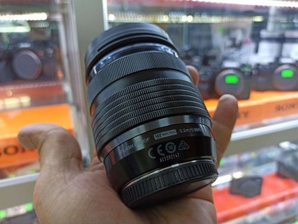 Olympus ED 12-40mm f/2.8 Pro Micro 4/3 из Trade-in