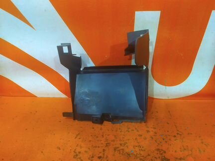 Дефлектор радиатора правый Renault Logan 2 2012-Нв