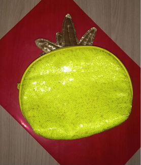 Забавная косметичка для девочки, крем в подарок