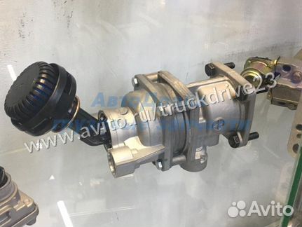 Главный тормозной клапан Мерседес Аксор