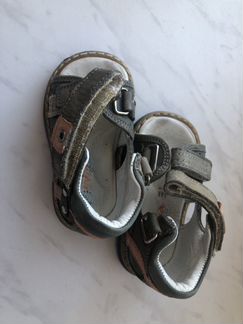 Сандали Perlina размер 19