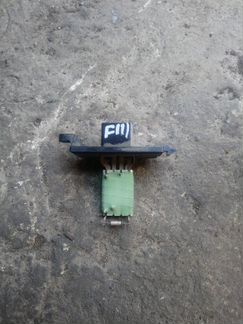 Форд фокус 3 резистор отопителя печки. Разборка