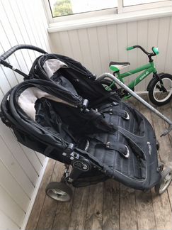 Коляска для двойни baby jogger city mini double