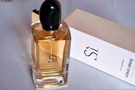 Giorgio Armani Si EDP тестер женский 100 мл новый