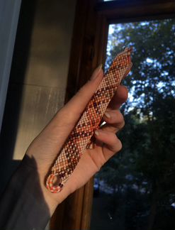 Браслет из ниток