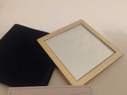 Зеркало Estee Lauder со стразами Сваровски