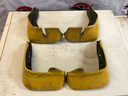 Брызговики Honda Fit/Jazz 2004-2008 желтые