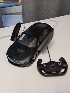 Радиоуправляемая машинка BMW i8