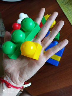 Развивающие игрушки/конструктор для малышей