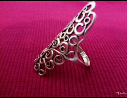 Серебряное кольцо