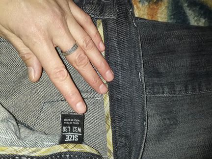 Мужские джинсы